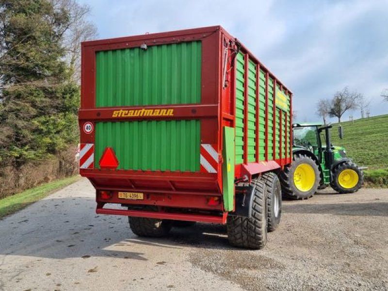 Strautmann Giga  2246