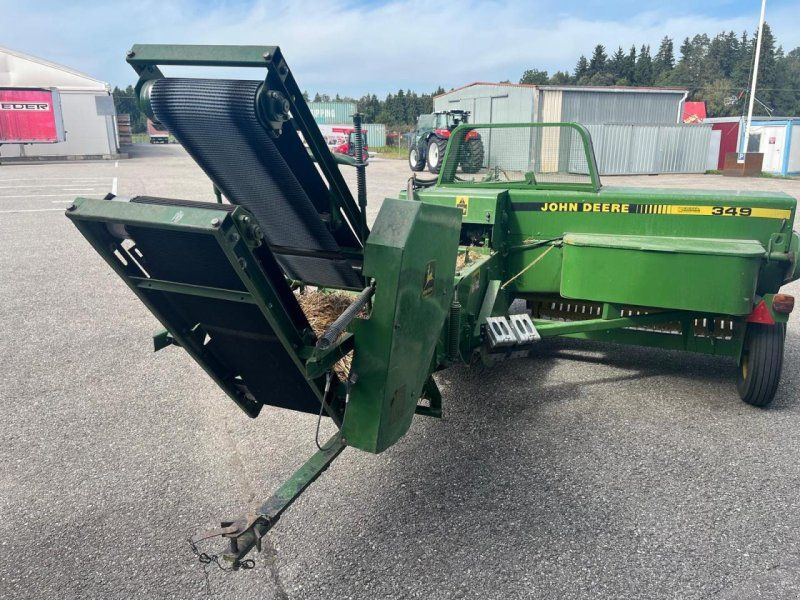 John Deere 349