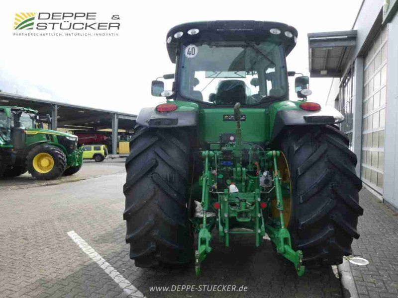 John Deere 8310R