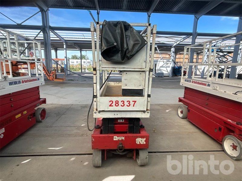 JLG 2033E3