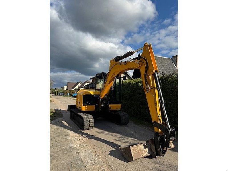JCB 85Z-1