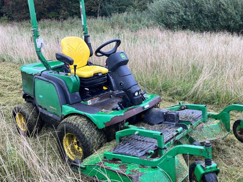 John Deere 1565