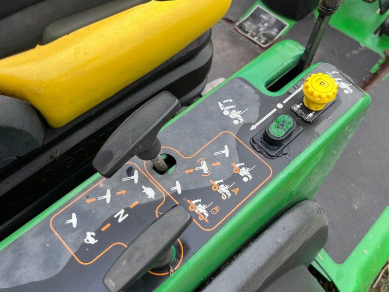 John Deere 1565