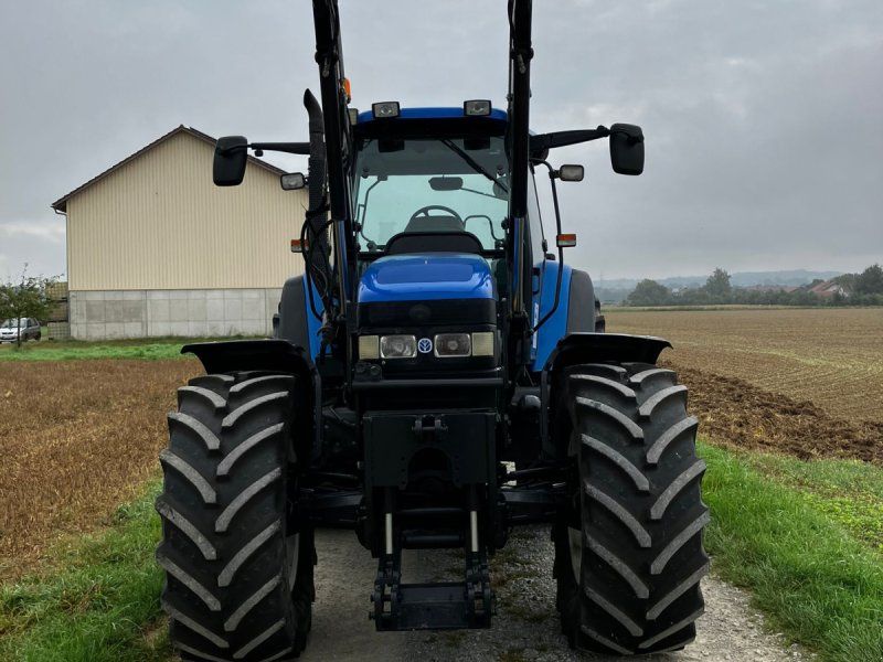 New Holland TM 140