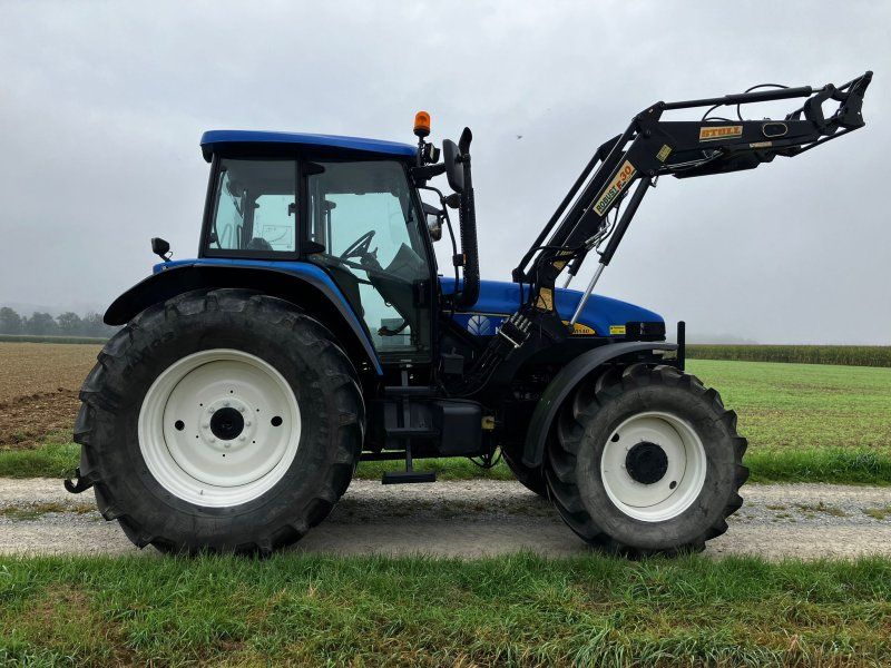 New Holland TM 140