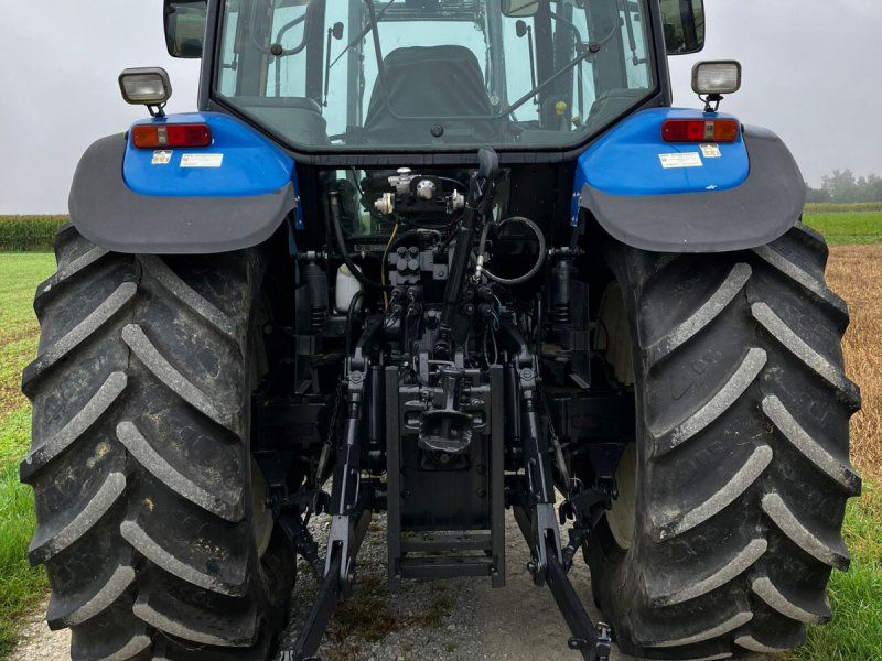 New Holland TM 140