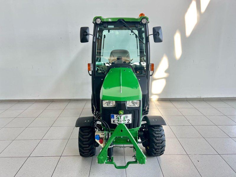 John Deere 1026R