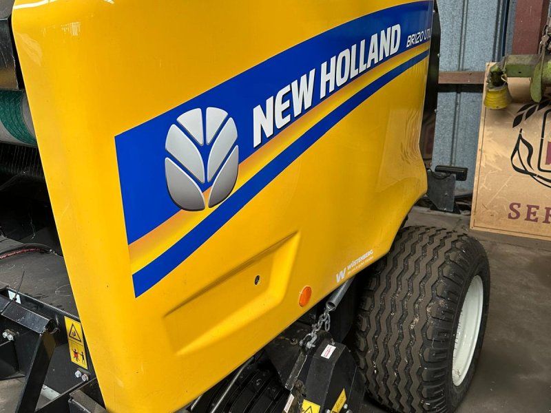 New Holland BR 120