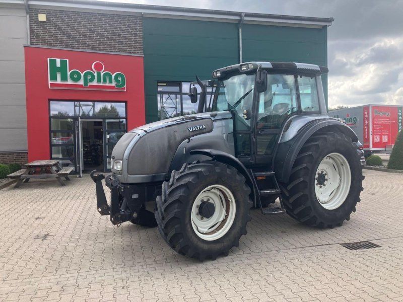 Valtra M120-4