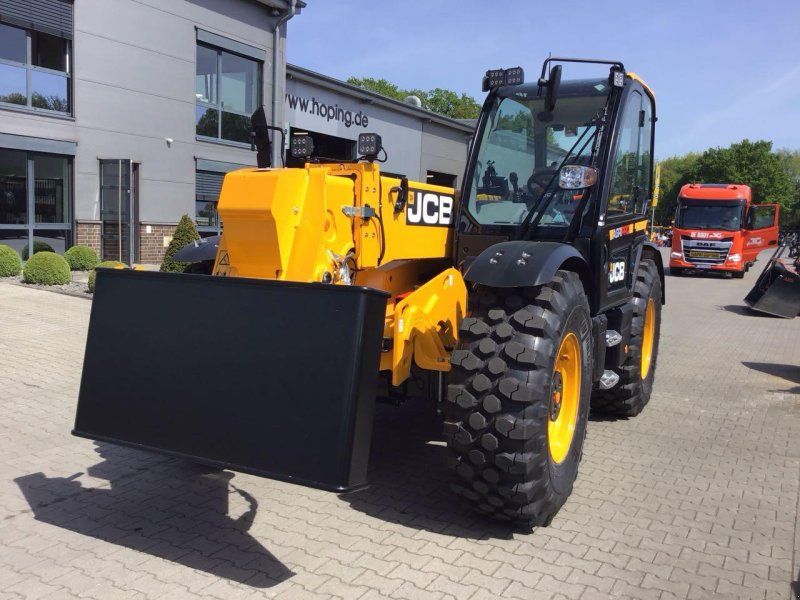 JCB 560-80 AGRI PRO