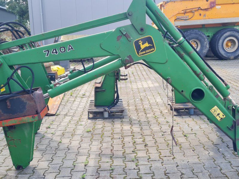 John Deere Frontlader 740A + Anbaukonsole für 6910