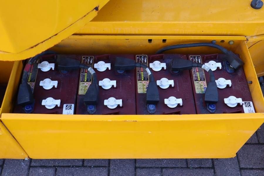 Snorkel A38E Electric, 13.5m Working Height, 6.1m Reach, 2