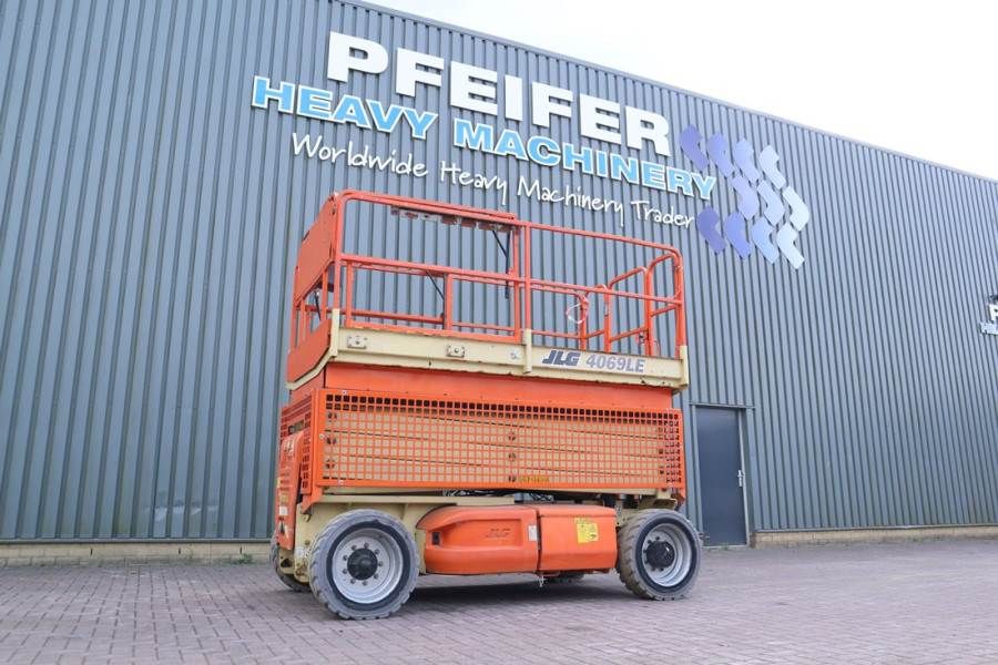 JLG M4069 Hybrid, 14.2m Working Height, 360kg Capacity