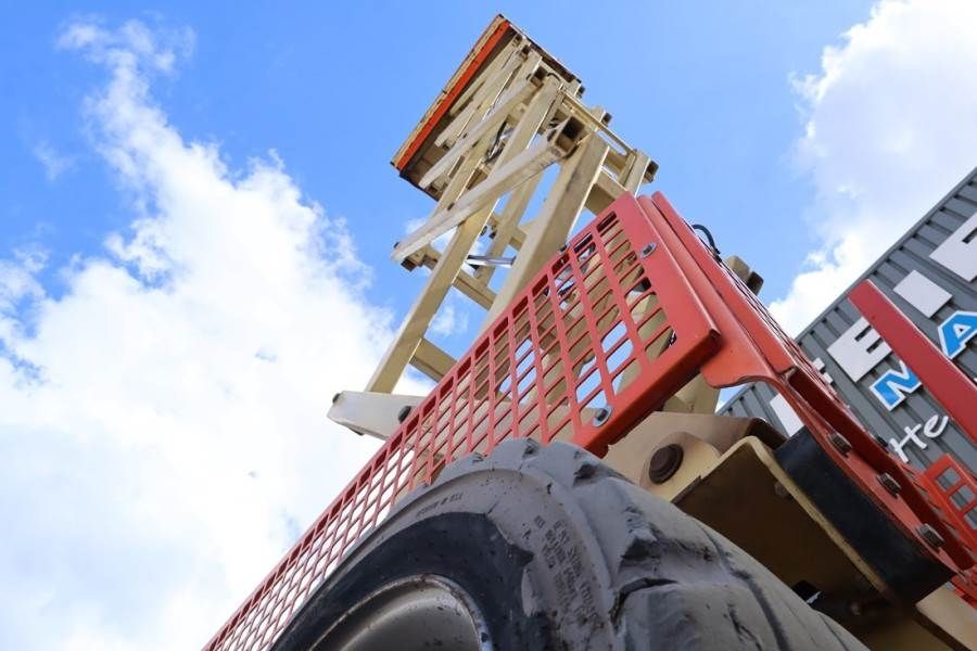 JLG M4069 Hybrid, 14.2m Working Height, 360kg Capacity