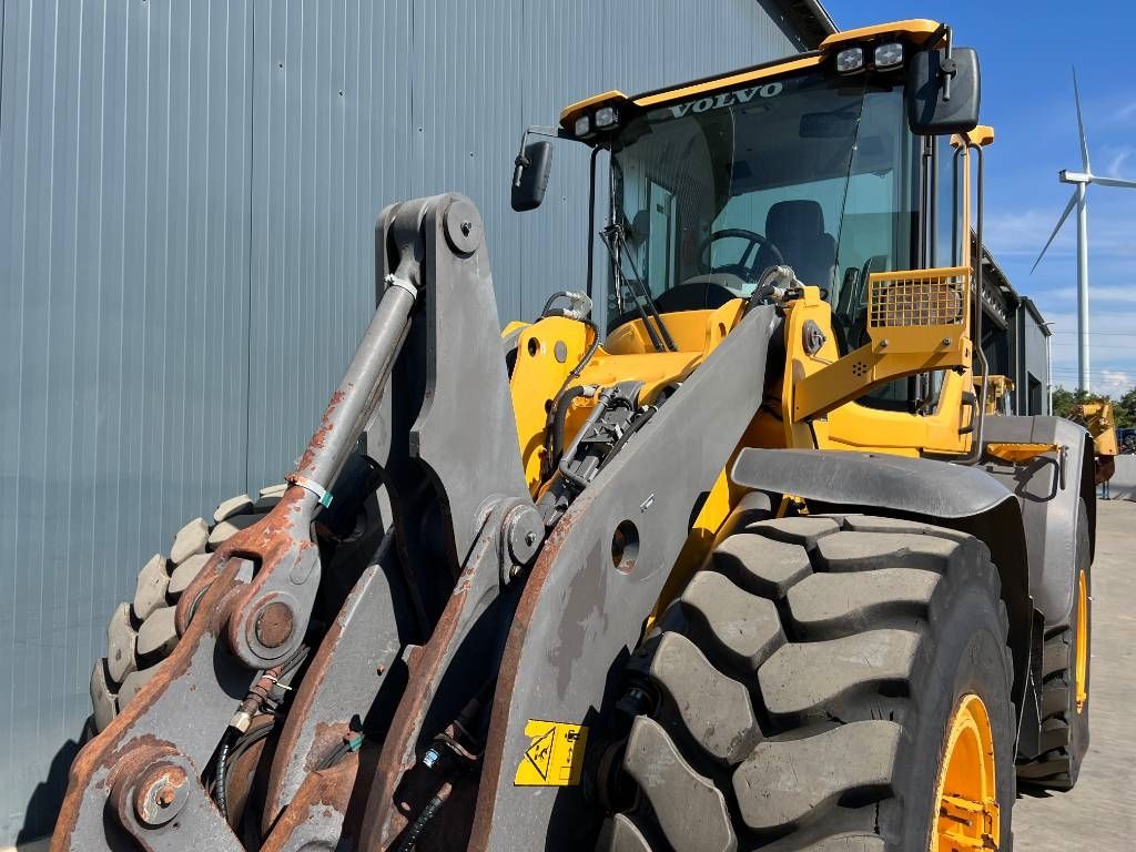 Volvo L90H