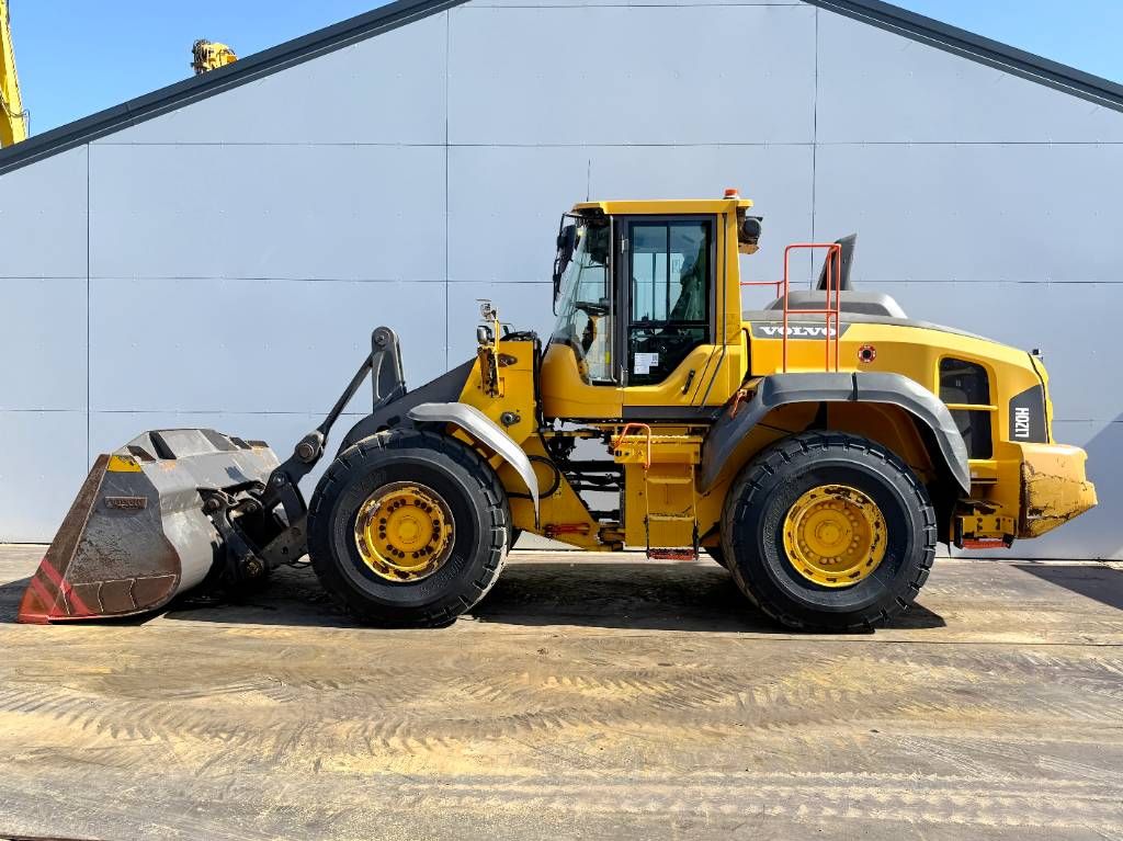 Volvo L120H - 3rd Function / Weight System