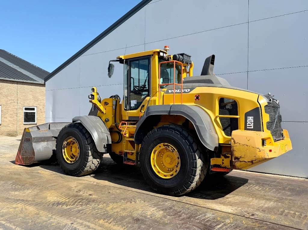 Volvo L120H - 3rd Function / Weight System