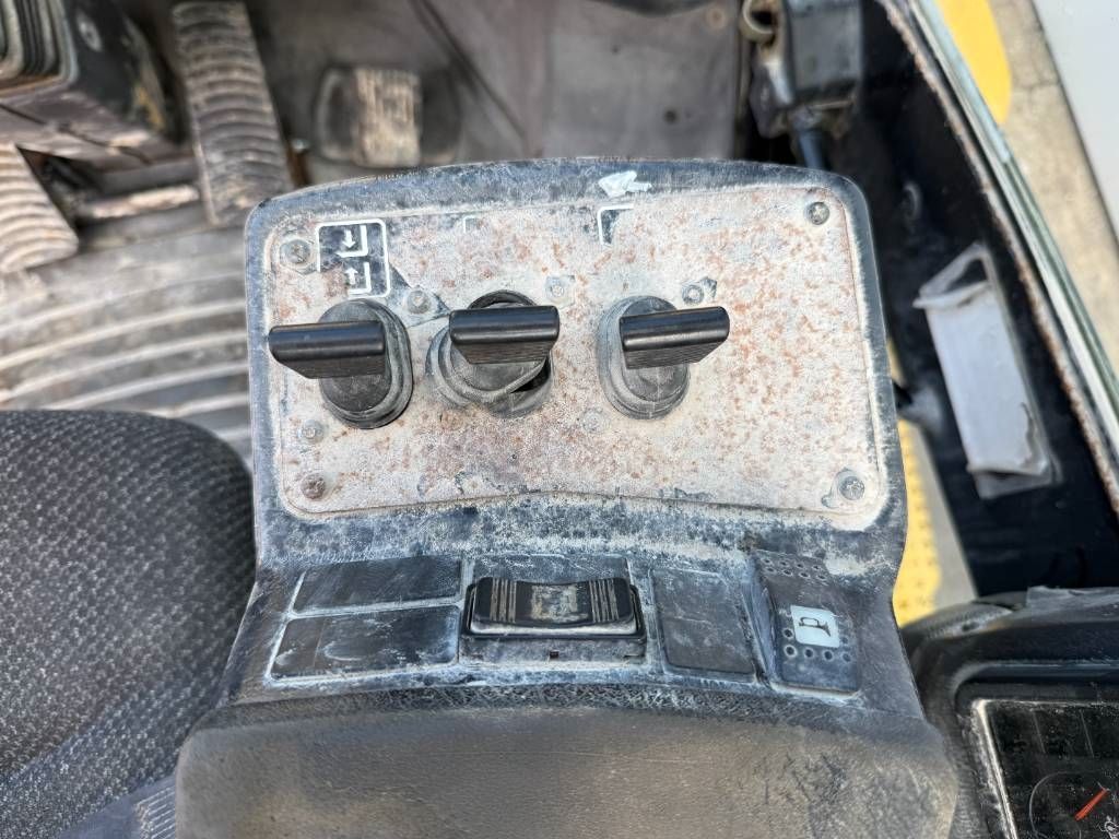 Yale GPD120DB - Triplex / Side Shift / Fork Positioners