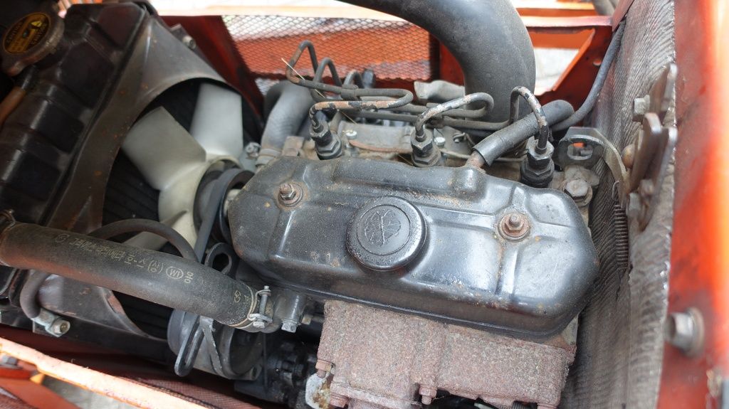 Hinomoto C144 4x4 met frontlader