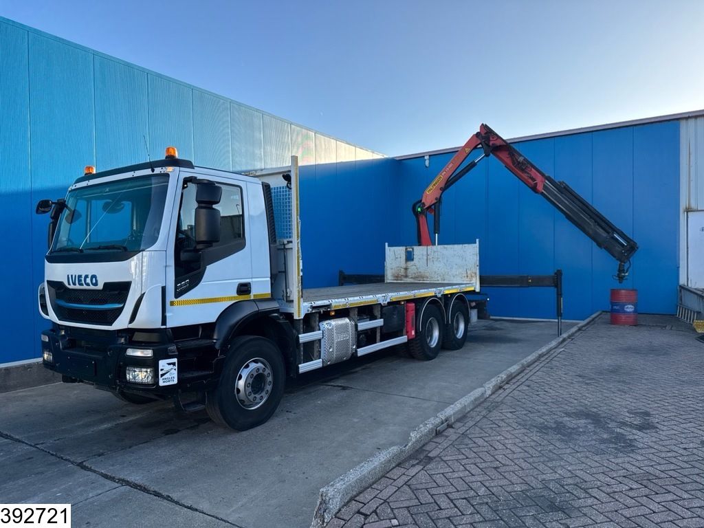 Iveco Trakker 360 6x4, EURO 6, Palfinger, Remote