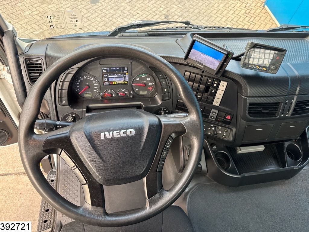 Iveco Trakker 360 6x4, EURO 6, Palfinger, Remote