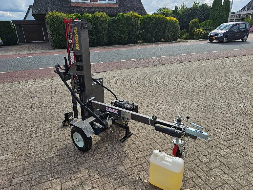 Briggs en Stratton Hzc houtklover 30 ton ! Nieuw houtkliever