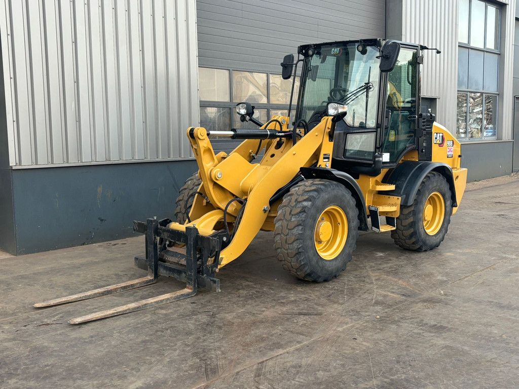 Caterpillar 908