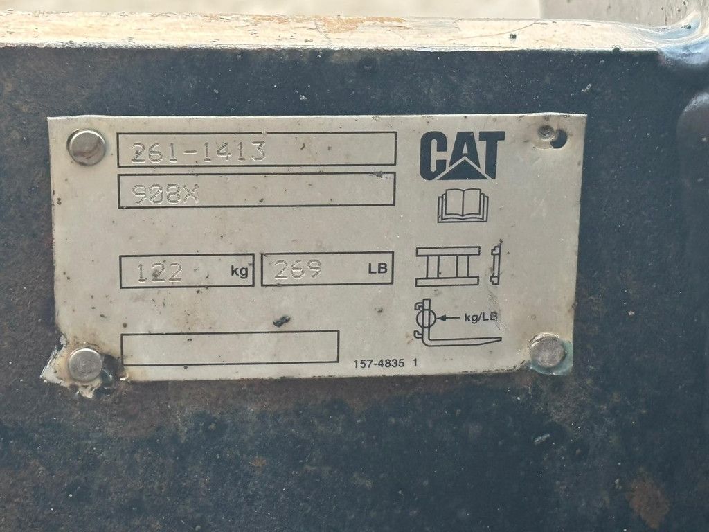 Caterpillar 908