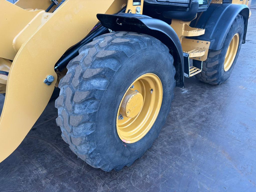 Caterpillar 908