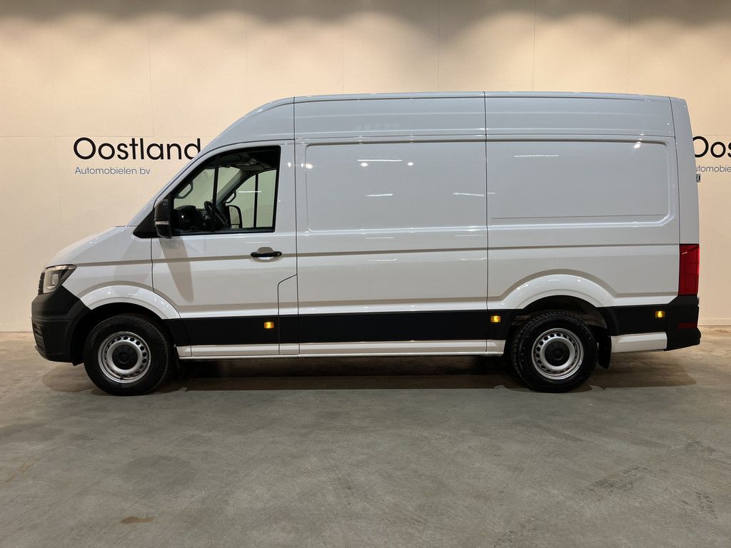 Volkswagen Crafter 35 2.0 TDI L3H3 140 PK Automaat / Euro 6 / Airco / Trekhaak 3000 KG / Cruise Control / Camera / CarPlay / 3-Zits / 83.000 KM !!