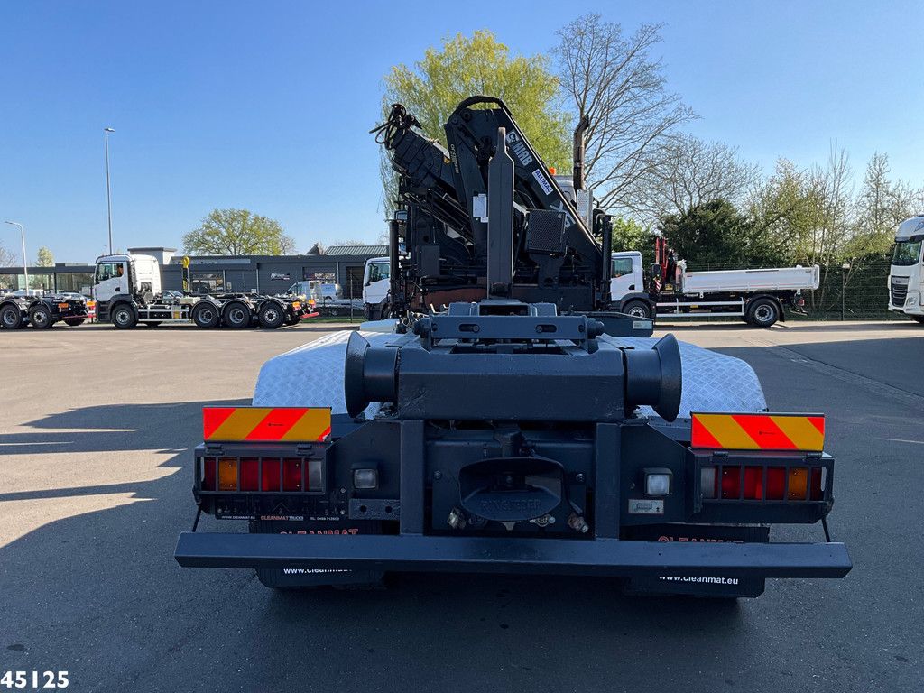 DAF FAD 85 CF 460 8x4 Hiab 16 Tonmeter laadkraan