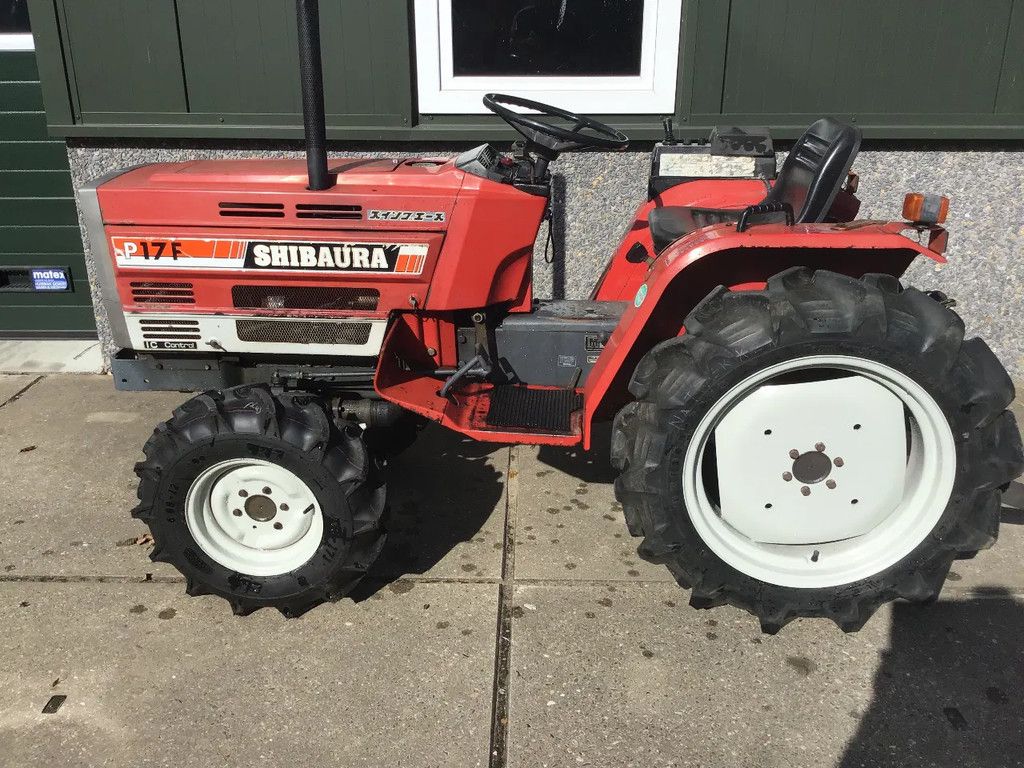 Shibaura Mini trekker Shibaura P17F met KENTEKEN