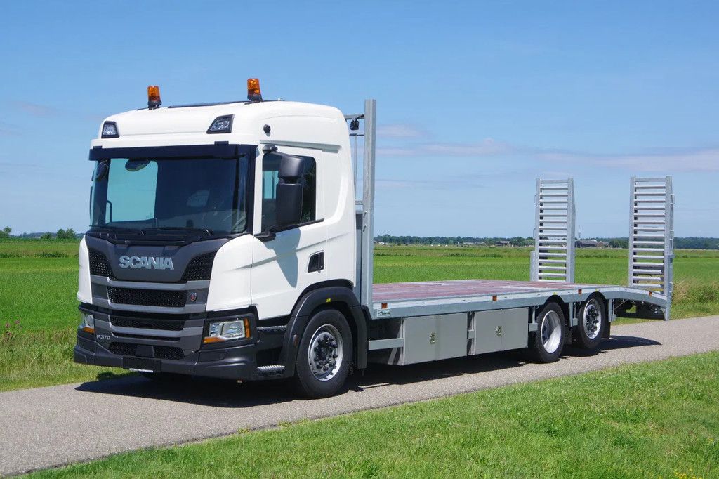 Scania P360 6x2 oprijwagen 29-85