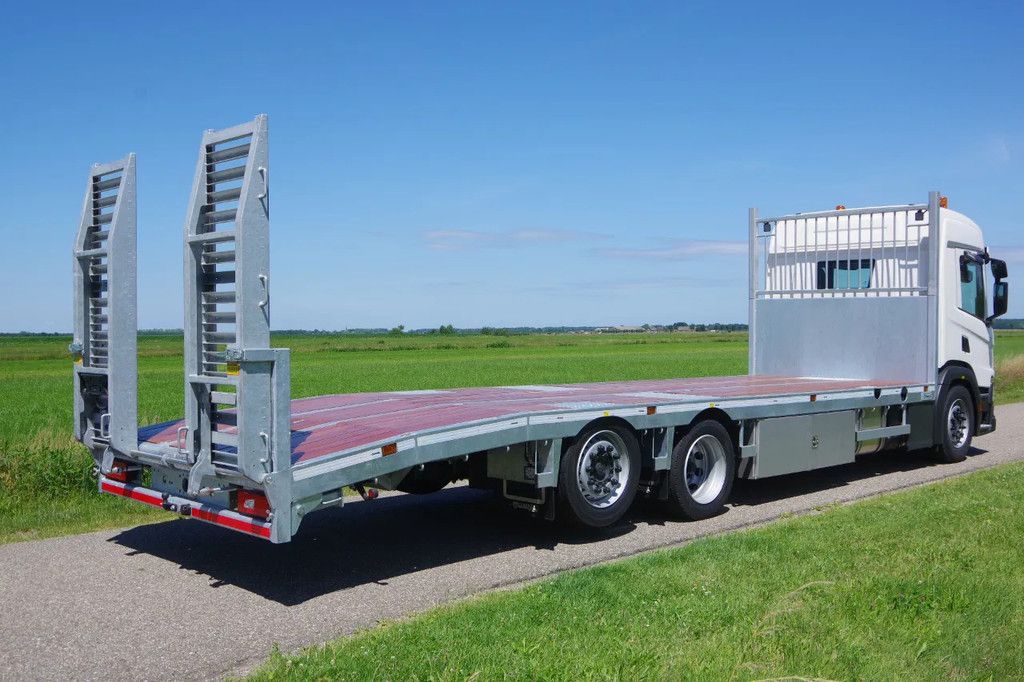 Scania P360 6x2 oprijwagen 29-85
