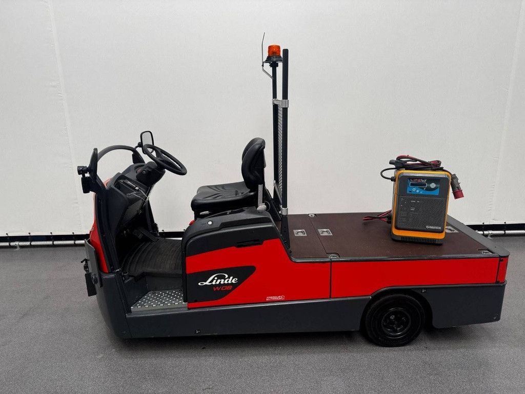 Elektrischer Plattformschlepper Linde W08 Electric 7000kg 2022 Demo
