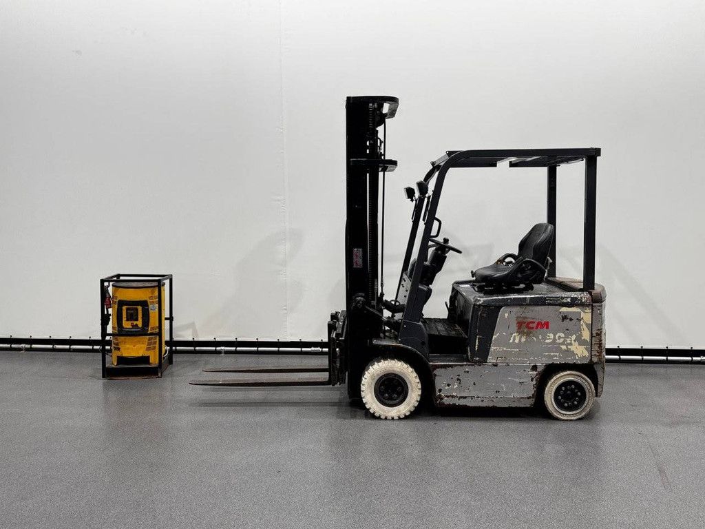 Elektro-Gabelstapler TCM FB25-7 Electric 2500kg 6,0m 2012