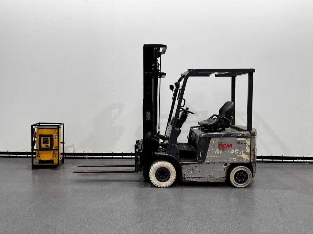 Elektro-Gabelstapler TCM FB25-7 Electric 2500kg 6,0m 2012