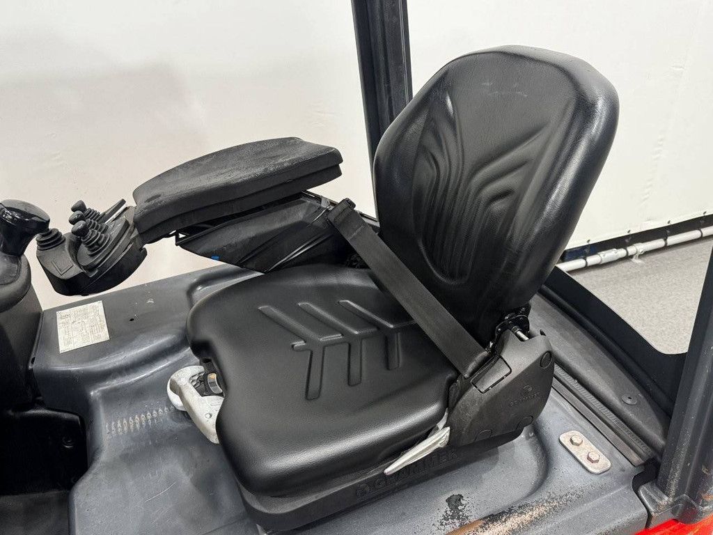 Electric forklift Linde E14-01 Electric 1400kg 3.15m 2012