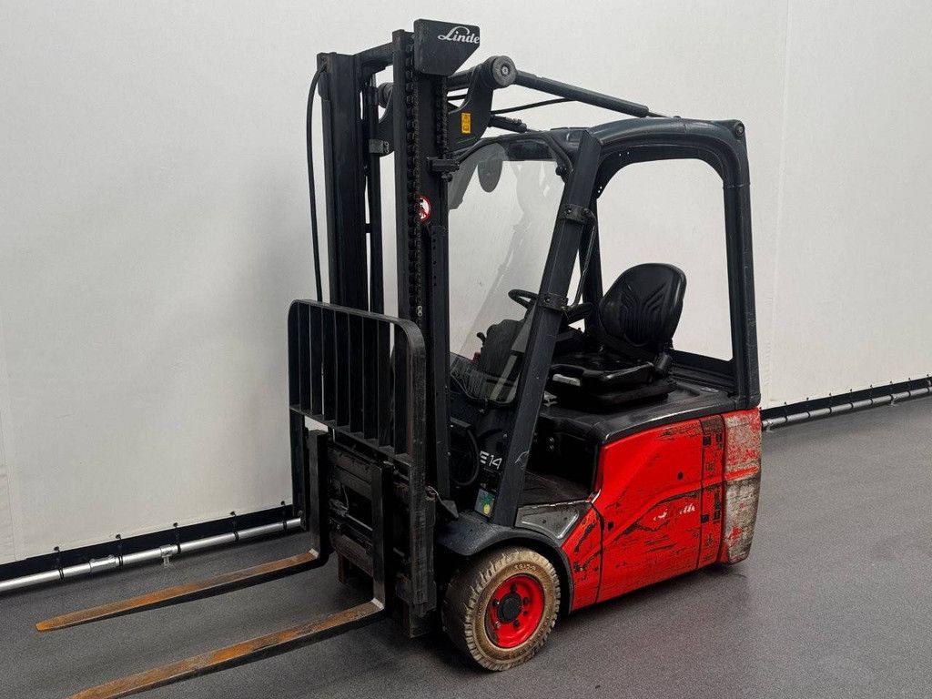 Electric forklift Linde E14-01 Electric 1400kg 3.15m 2012