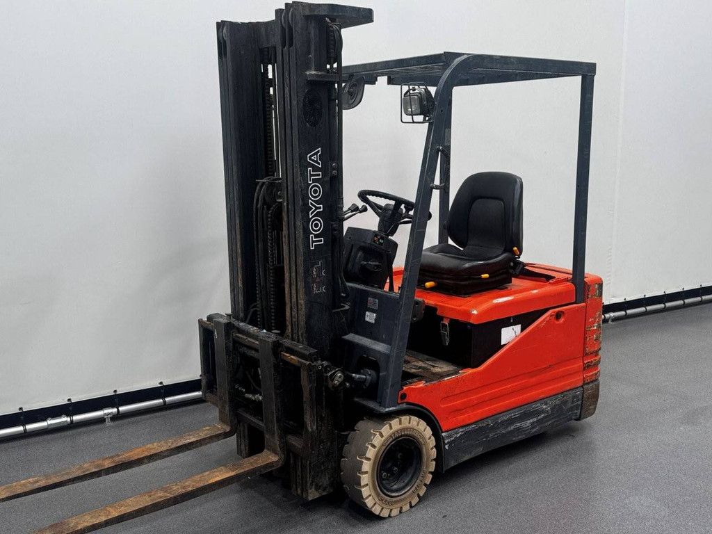 Toyota 5FBE18 Electric Forklift 1800kg 4.7m 2002