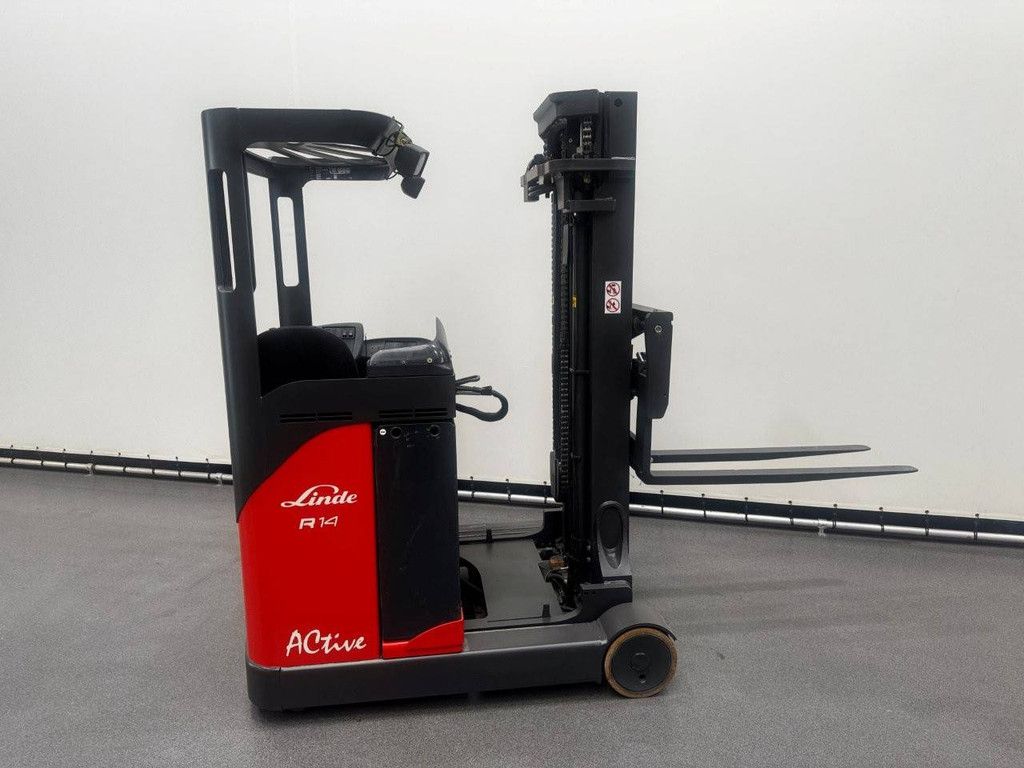 Elektro-Schubmaststapler R14 Electric 1400kg 5,04m 2005