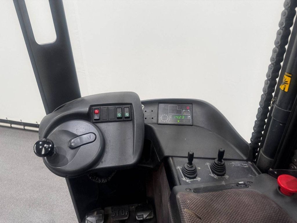Elektro-Schubmaststapler R14 Electric 1400kg 5,04m 2005