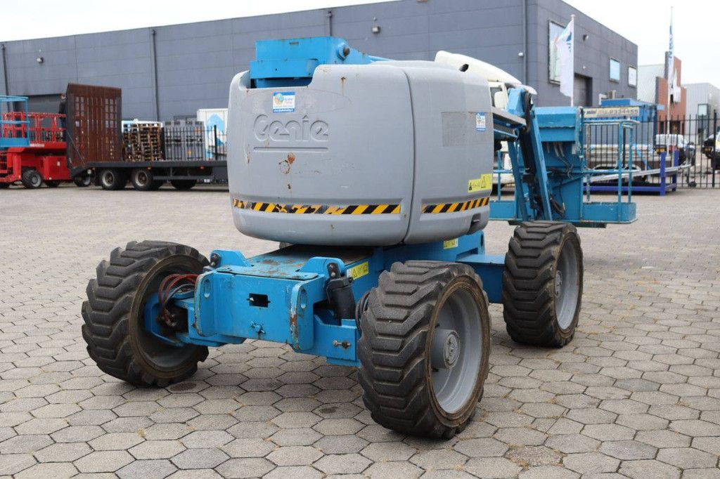 Genie Z-45/25J Diesel 15.94m Articulated Boom Lift 2012