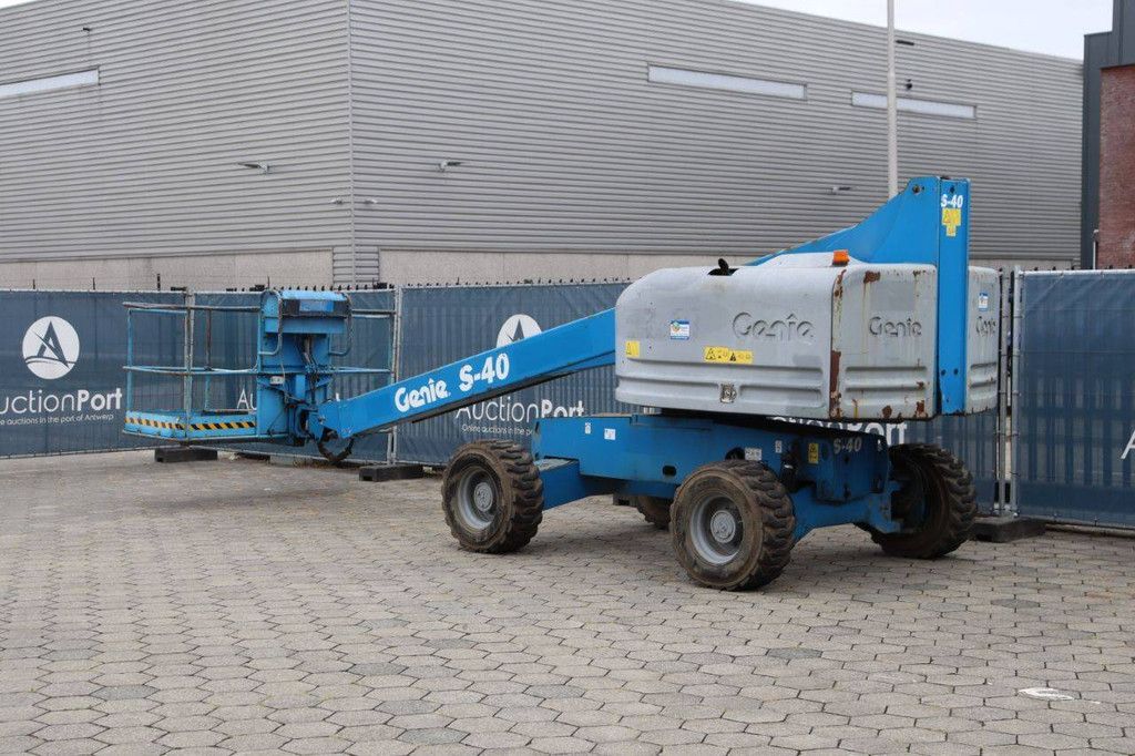 Genie S-40 Diesel 13.87m Telescopic Boom Lift 2013