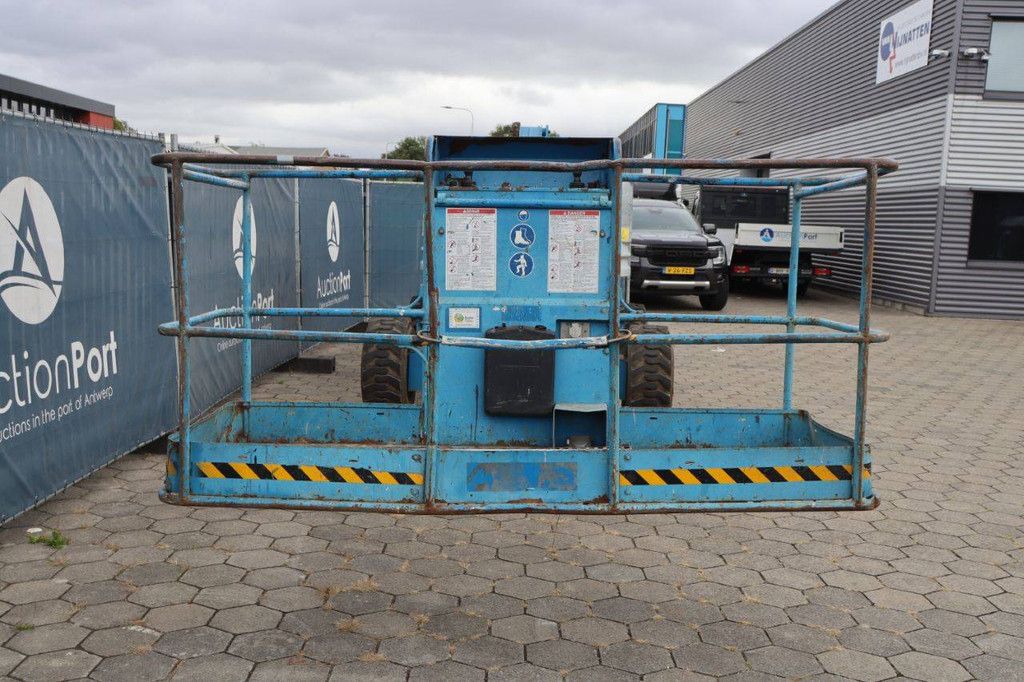 Genie S-40 Diesel 13.87m Telescopic Boom Lift 2013