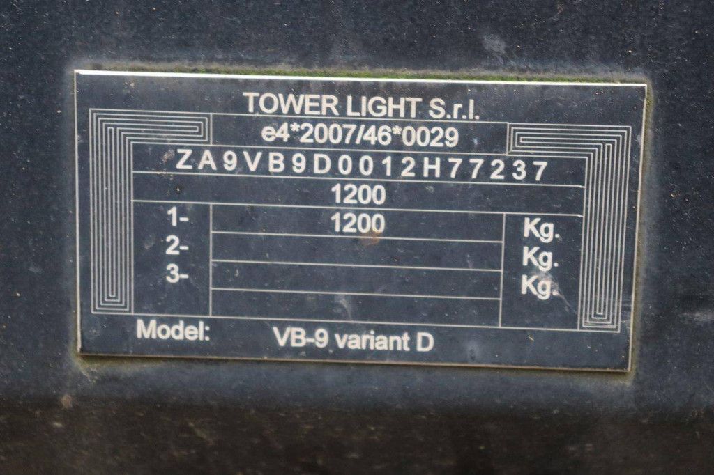 Light pole Towerlight VB9LR-1451 2012