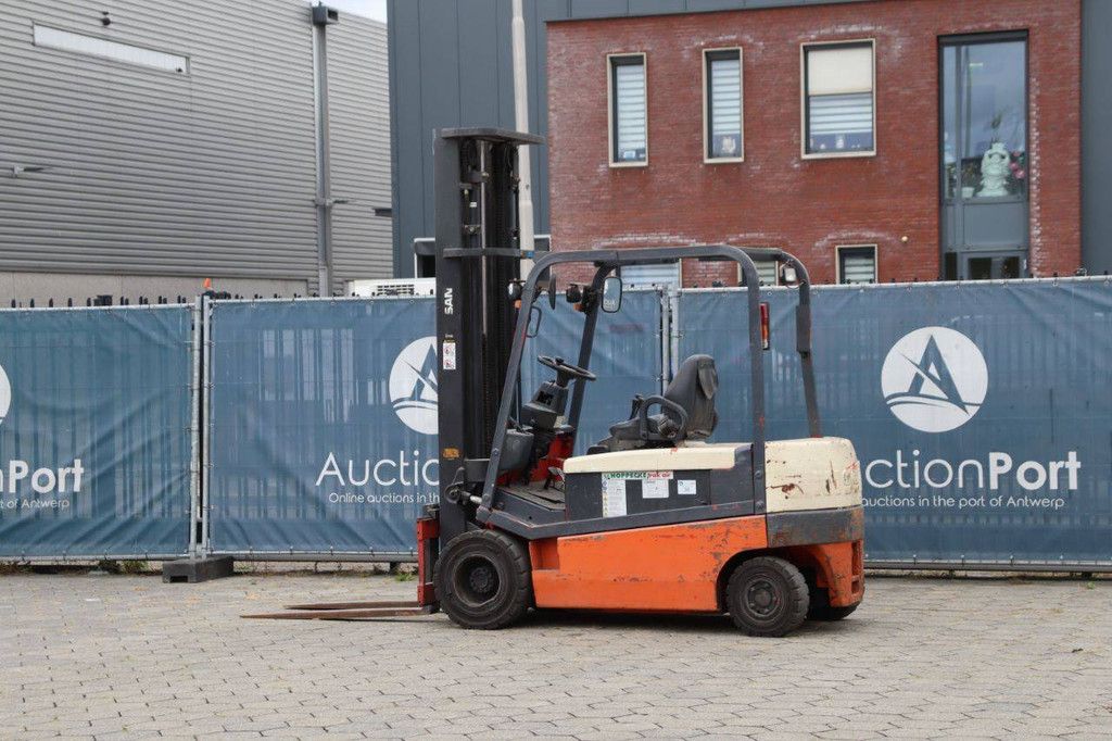 Gabelstapler Nissan G002L25CU Elektro 2500kg 6,0m 2002