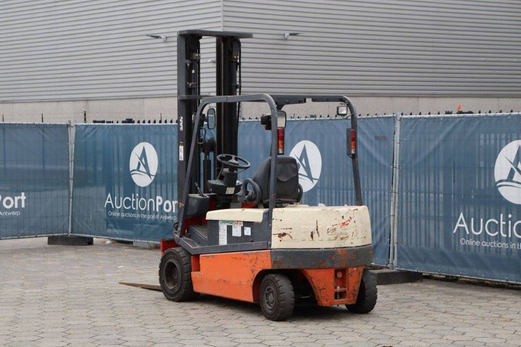 Gabelstapler Nissan G002L25CU Elektro 2500kg 6,0m 2002