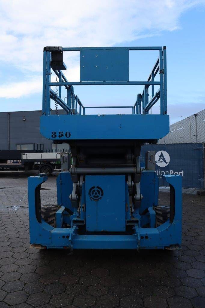 Scissor lift Genie GS-5390 Diesel 18.15m 2008