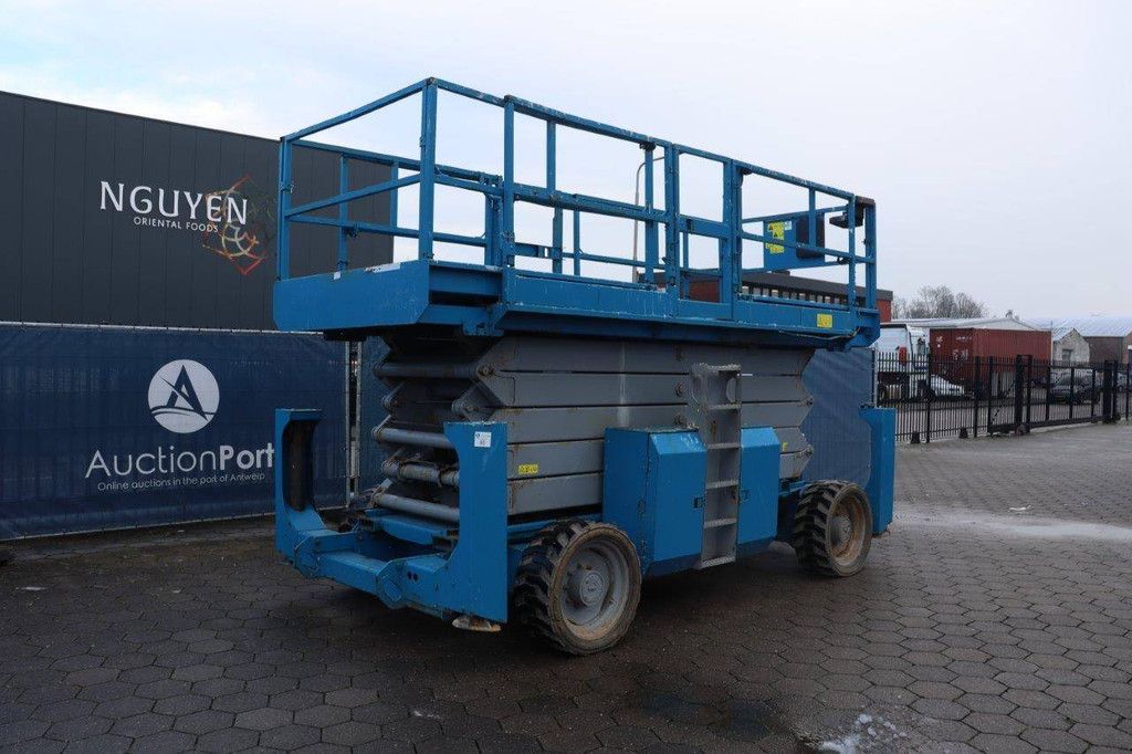 Scissor lift Genie GS-5390 Diesel 18.15m 2008